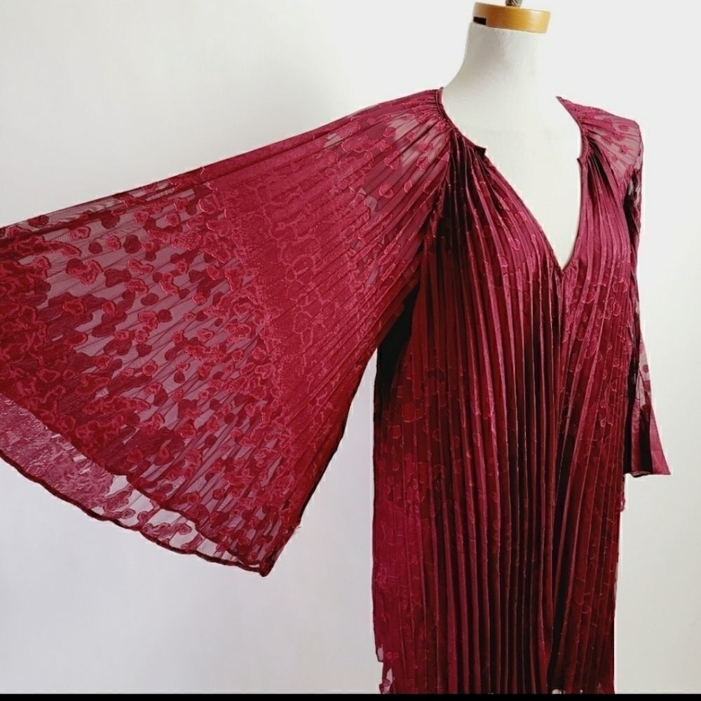 ANTHROPOLOGIE Burgundy Maroon Toulon Pleated Mini Dress Small Like New - Picture 6 of 8